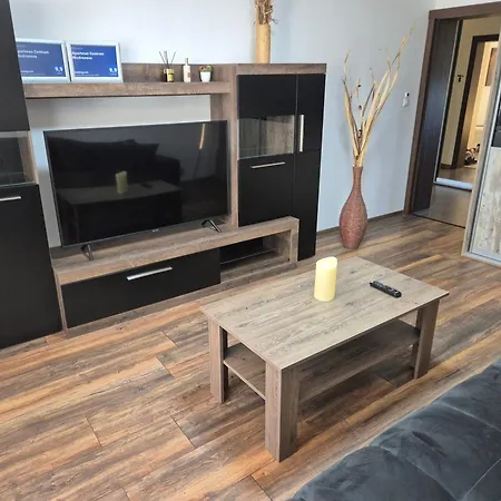 Apartments Center Kosice - Mudronova Кошице